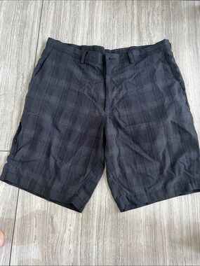 Haggar Black Plaid Flat Front Men's Shorts